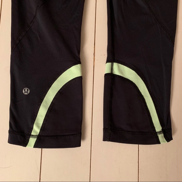 lululemon // Inspire Crop Size 6 - Picture 9 of 10